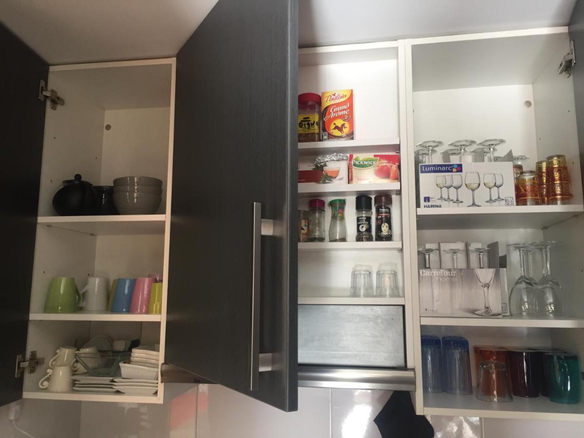 Appartement Standing 58M Plage A 3Mn En Voiture Roses Exteriér fotografie