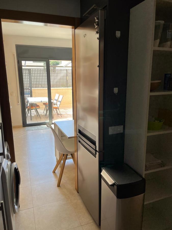 Appartement Standing 58M Plage A 3Mn En Voiture Roses Exteriér fotografie